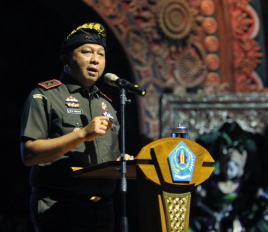 Ketut Sumedana Dilantik Jadi Deputi Pemantauan dan Pengawasan BGN