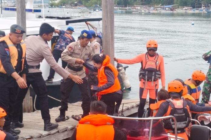 KMP Gerbang Samudra 2 Kandas Di Perairan Gilimanuk 1