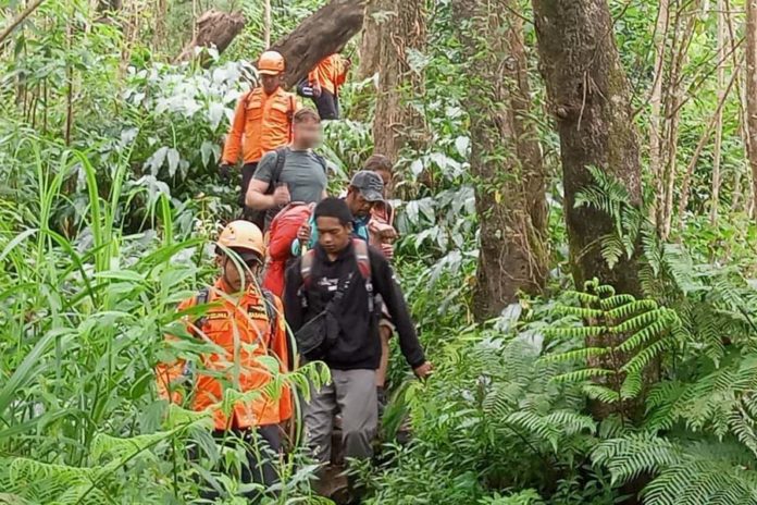 Kondisinya Stabil, WN Slovakia Berhasil Dievakuasi Dari Gunung Agung 1