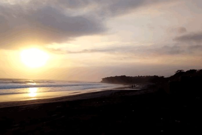 Pantai Nyanyi Di Tabanan, Hidden Gem Yang Bikin Penasaran! 1