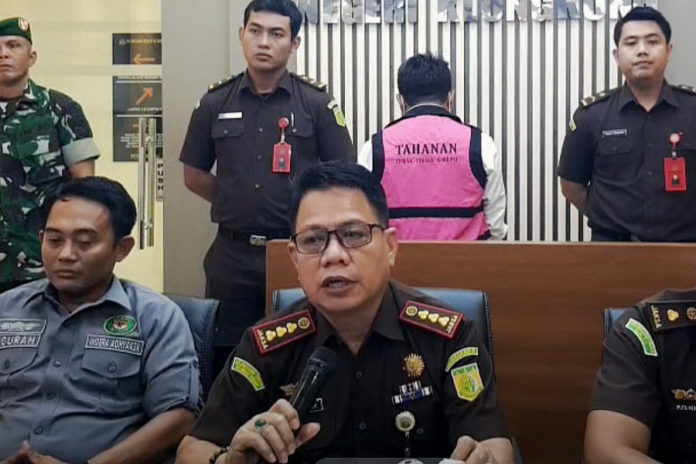 Perbekel Non Aktif Desa Tusan Ditahan Kejaksaan 1