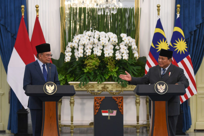 Prabowo Anwar Ibrahim Bahas Perang Iran Israel 1