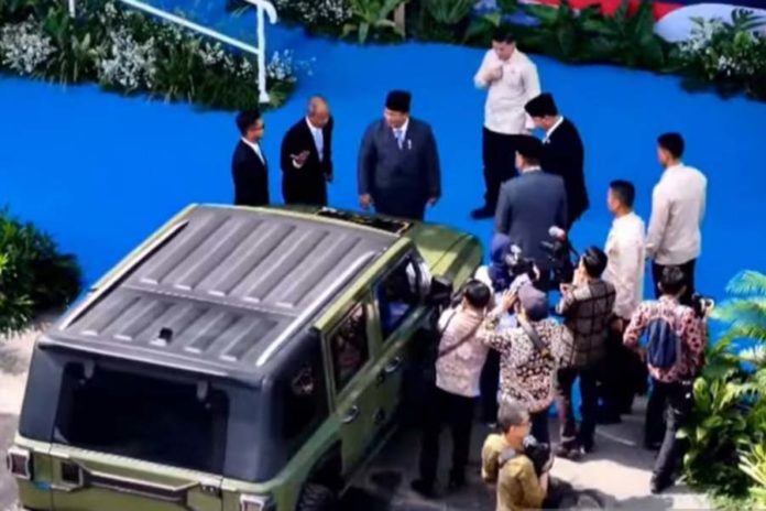 Prabowo Luncurkan Rantis Listrik Buatan Pindad 1