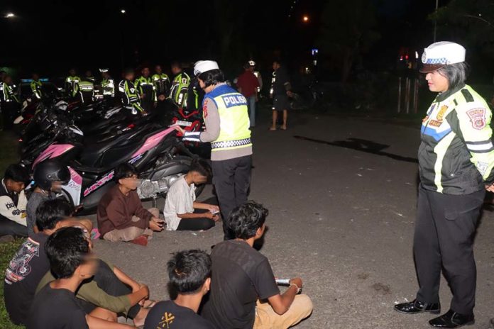 Puluhan Pelaku Trek Trekan Di Jalur 11 Padangkerta Karangasem Ditindak 1