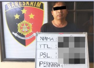 Pungut HP Polisi, Warga Jabar Disel