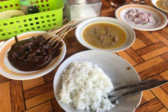 Rayakan Idul Adha Dengan Sate Dan Gulai, Cobain 5 Warung Ini 1