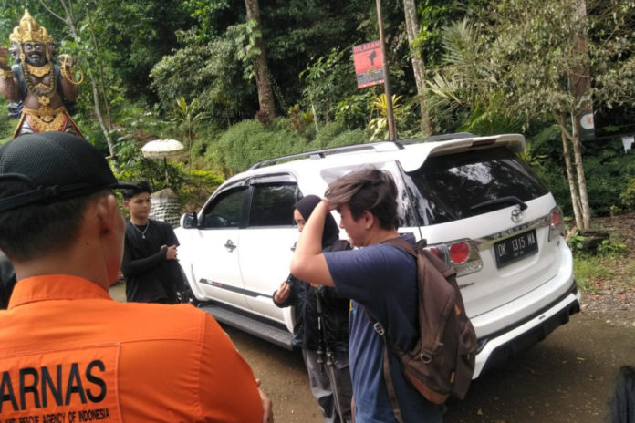 Sempat Tersesat, Empat Pendaki Gunung Batukaru Ditemukan Selamat 1