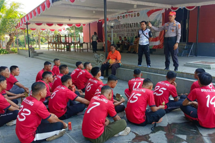 Atlet Sepak Bola Buleleng Jalani Training Centre Di SPN Polda Bali 1