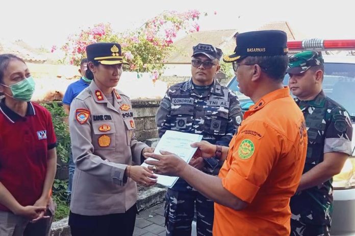 Berselang Sejak, Satu Lagi Jenazah Diduga Korban KMP Tunu Pratama Jaya Ditemukan Di Perairan Pebuahan 1