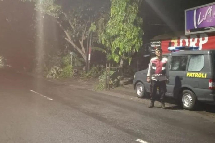 Cegah Gangguan Kamtibmas, Polsek Pantau Aktivitas Kafe 1