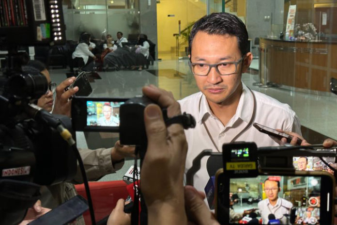 Empat Tersangka Ditetapkan Dalam Kasus Gratifikasi Pengadaan Katalis 1