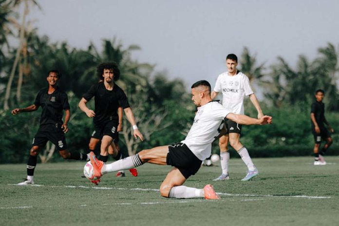 Jelang Kontra PSIM Yogyakarta, Boris Kopitovic Pasang Target Ini 1