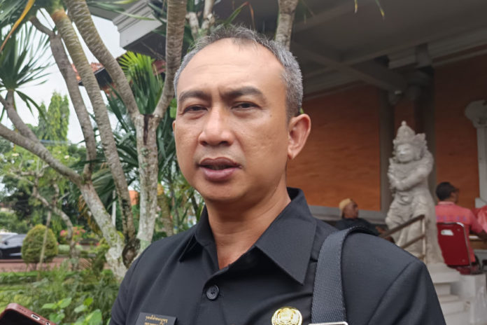 Pemkab Tabanan Siapkan Skema Prioritas Tangani Potensi Jalan Amblas 1