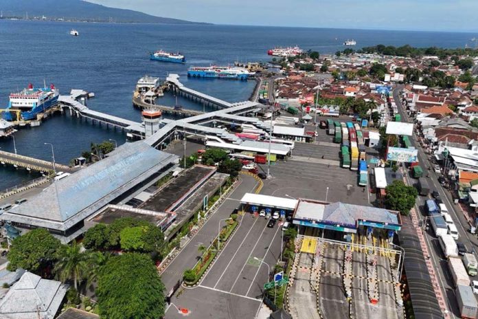 Penyeberangan Gilimanuk Ketapang Berangsur Normal, Ada 22 Kapal Yang Beroperasi 1
