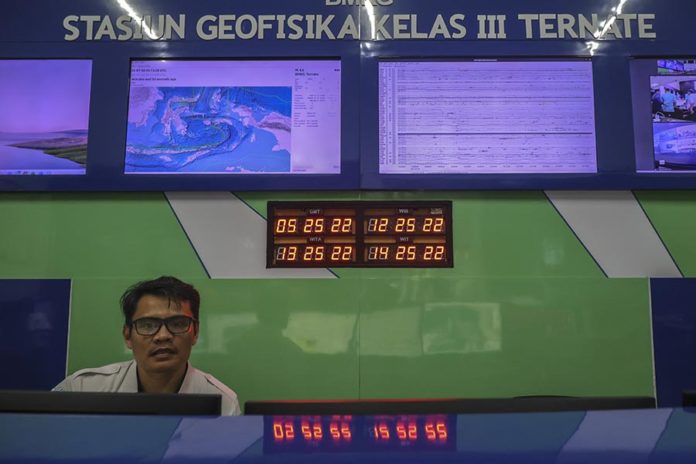 Peringatan Tsunami Pascagempa Rusia, Masyarakat Di 5 Provinsi Ini Diminta Jauhi Wilayah Pantai 1