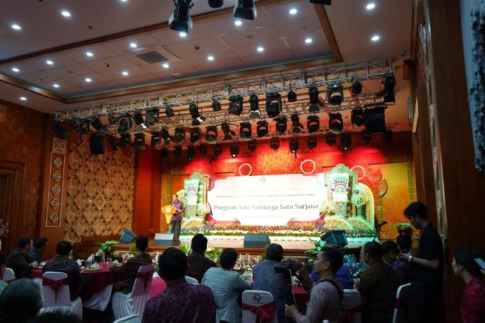 Pertama Kalinya Bali Punya 'Satu Keluarga Satu Sarjana,' Simak Syarat Daftar Hingga 28 Universitas Yang 'Support' 3