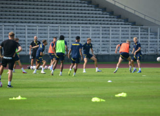 Puluhan Anak Ikuti Coaching Clinic Oxford United