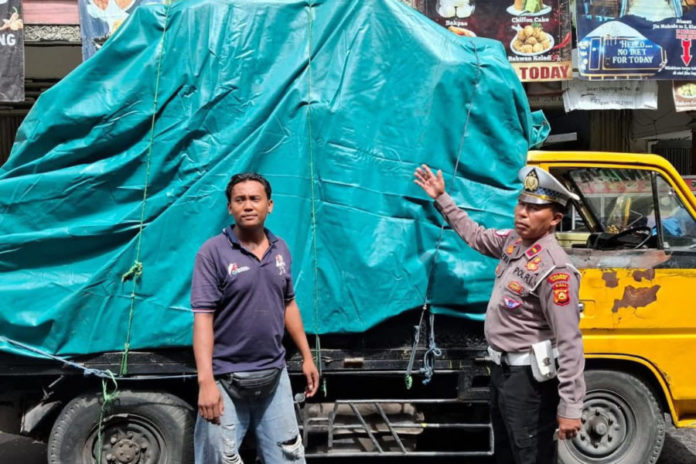 Satlantas Cegah Kecelakaan Truk Akibat