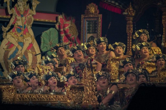 Sekaa Gong Wira Agra Kusuma Angkat Sejarah Blahkiuh Di PKB 2025 1
