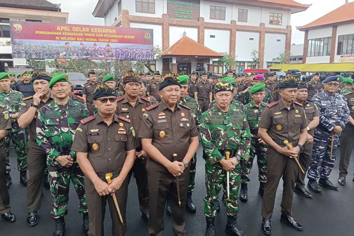 Siapkan Pengamanan Kejaksaan, Kodam IX/Udayana Gelar Pasukan Bersama Tiga Kejati 1