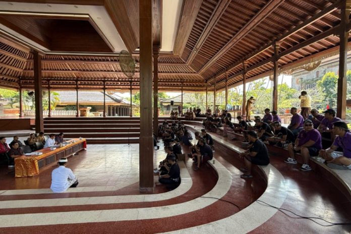 Belum Ada Tanda Terealisasi, Forum Perjuangan Driver Pariwisata Tagih Janji Ketua DPRD Bali 1