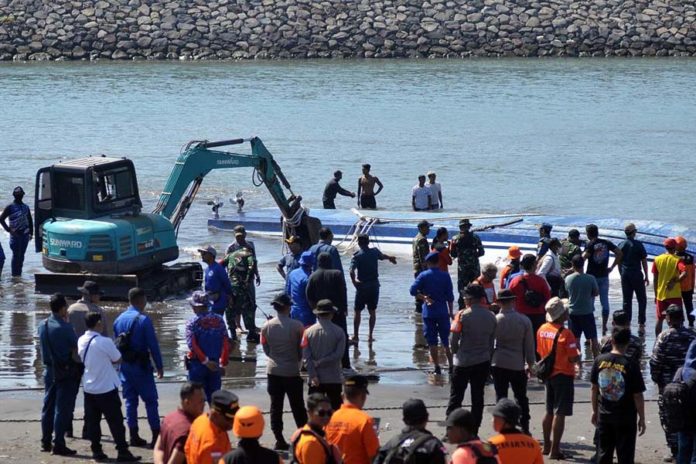 Ini, Kesaksian Kapten Dan ABK Boat Terbalik Di Perairan Pelabuhan Sanur 1