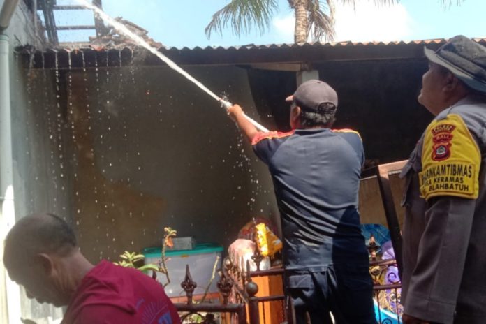 Korsleting, Gudang Di Desa Keramas Terbakar 1