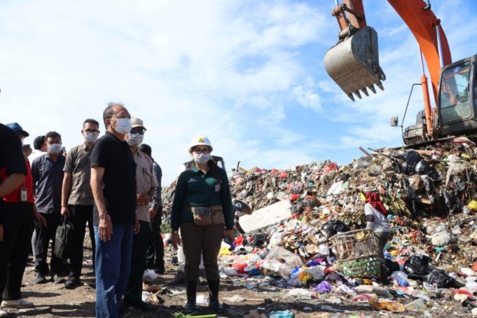 Pernyataannya Soal Kelola Sampah Sendiri Picu Komen Negatif, Ini Penjelasan Gubernur Koster 1