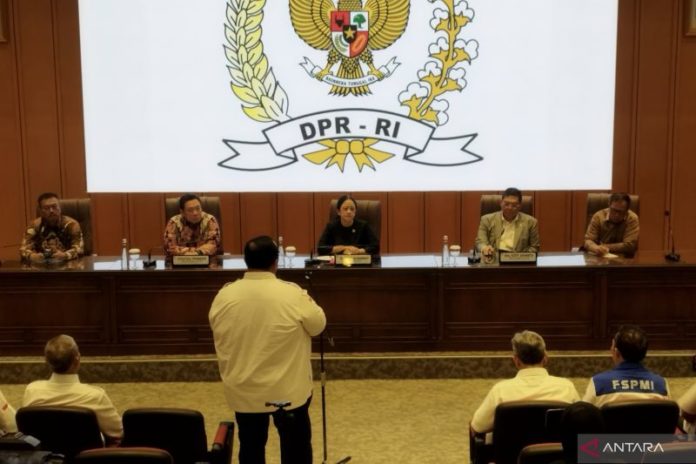 Bahas RUU Ketenagakerjaan, Ketua DPR RI Pastikan Aspirasi Pekerja Dipertimbangkan 1