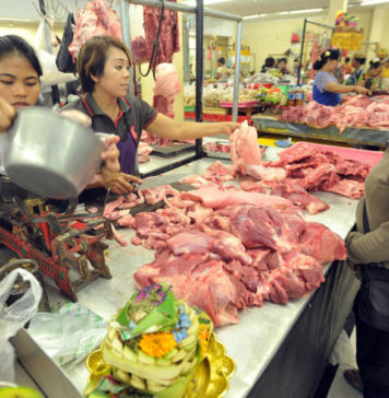 Cek Kesehatan Daging Babi di Denpasar Sasar 34 Pasar