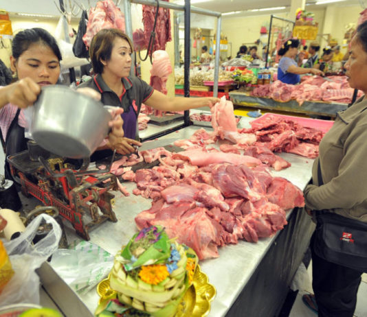 Cek Kesehatan Daging Babi di Denpasar Sasar 34 Pasar
