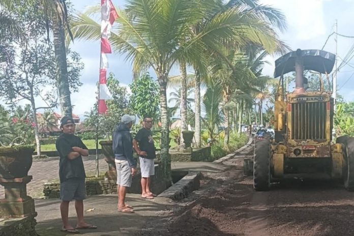 Jalur Belusung Laplapan Diperbaiki, Pengendara Diminta Cari Jalan Alternatif 1