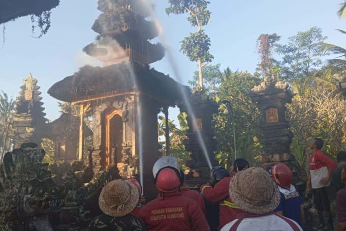 Kebakaran Landa Pura Paibon Pande Meranggi Di Desa Getakan 1