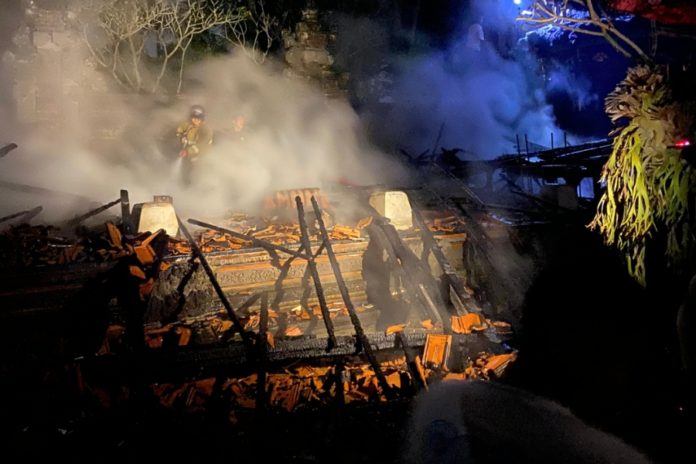 Kerugian Capai Rp1,7 M, Sebelum Kebakaran Dipentaskan Sang Hyang Jaran Di Pura Dalem Ubud 1
