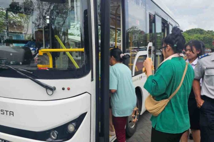 Sebelum Dihibahkan Korea, Bus Listrik Central Parkir Ke ITDC Diuji Coba 1