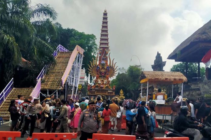 Seratus Personel Gabungan Amankan Palebon Tjok Niti Yadnya Di Puri Ubud 1