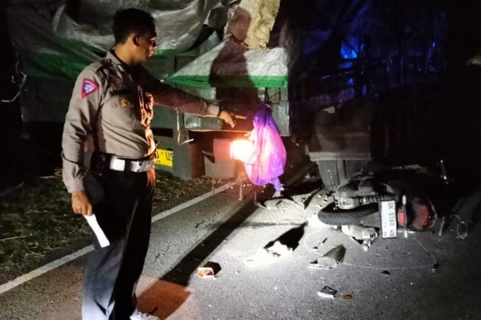 Tabrak Truk Mogok Di Jalan Singaraja Gilimanuk, Benturan Keras Tewaskan Pemotor 1