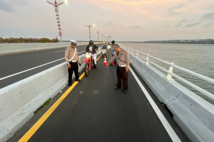 Viral Macet Panjang Di Jalur Motor Tol Bali Mandara, Ini Penyebabnya 1
