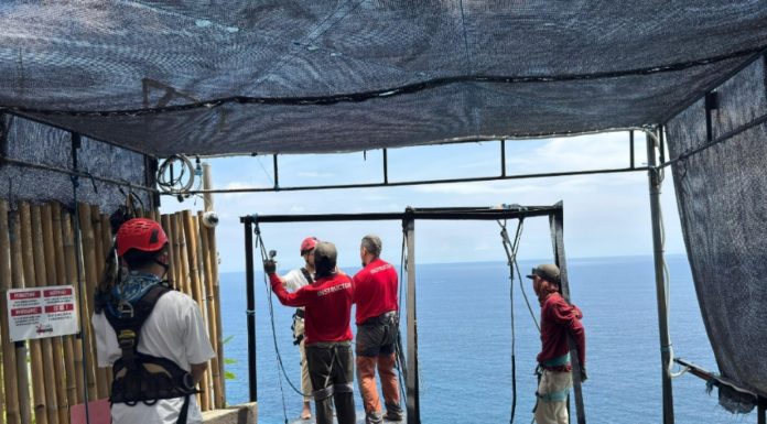 Disidak Pansus TRAP, Aktivitas Bungee Jumping di Pantai Kelingking Dihentikan Sementara