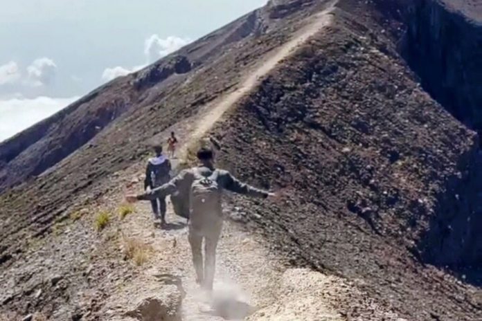 Aktivitas Pendakian Ke Gunung Agung Ditutup Sementara, Ini Penyebab Dan Jadwalnya 1