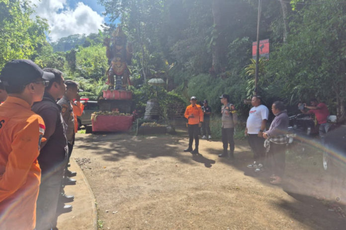 Alami Kelelahan Dan Kedinginan, Lima Pendaki Gunung Batukau Dievakuasi 1