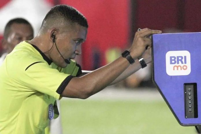 Alternatif Sistem VAR, FIFA Perkenalkan FVS 1