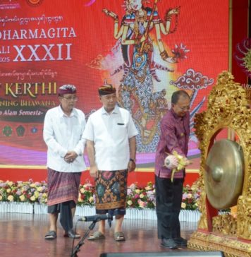 Buka Utsawa Dharma Gita XXXII, Gubernur Koster Tegaskan Seni dan Agama Jadi Prioritas