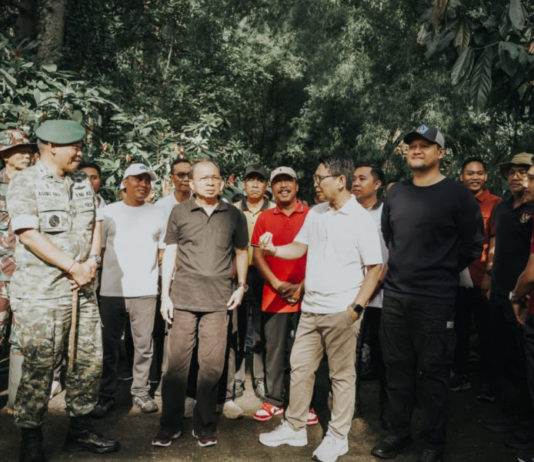 Dukung Gerakan Semesta Berencana di Seluruh Bali, Pemkab Badung Tanam 4.400 Pohon dan Gelar Aksi Bersih Sungai