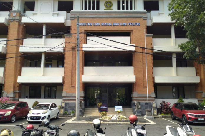 Hasil Rekaman CCTV Blank Spot, Hanya Terlihat Korban Berjalan Dilorong Kampus 1