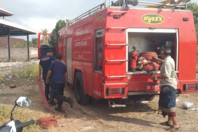 Lahan Di Setra Penarukan Terbakar 1
