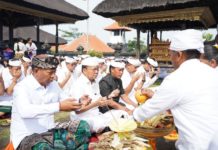 Perayaan Tumpek Wariga di Pura Pengubengan Besakih, Gubernur Koster Ajak Krama Bali Lestarikan Kearifan Lokal