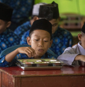 Prabowo Ultah ke-74, Semua SPPG Sajikan Menu Ini untuk MBG