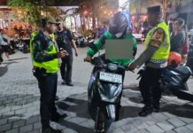 Razia di Tibubeneng, Banyak Ojol Pakai Akun Ilegal
