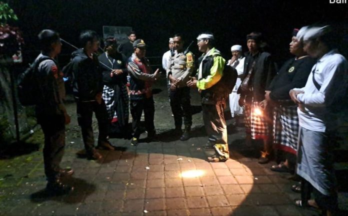Sempat Hilang Saat Nunas Tirta, Dua Pendaki Puncak Kedaton Ditemukan Selamat Di Tengah Hutan 1